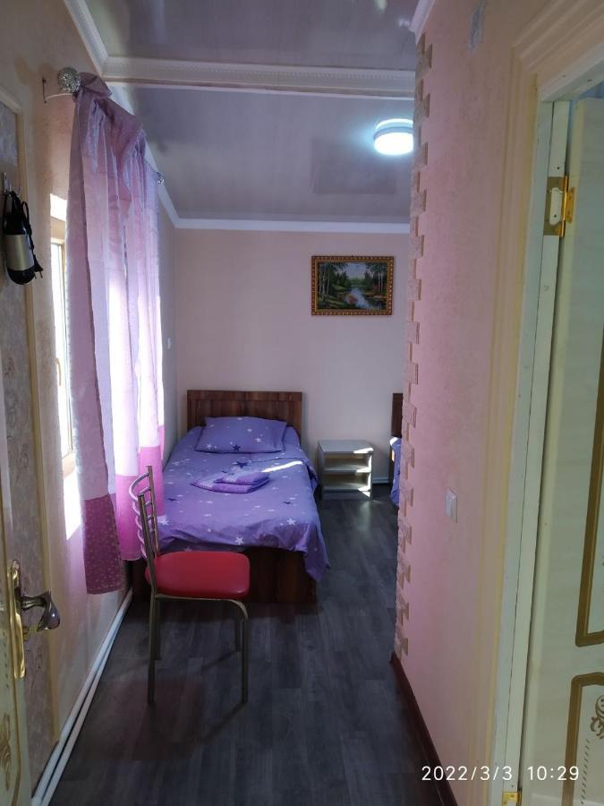 Family Guest House - Friends-J นูกุส ภายนอก รูปภาพ