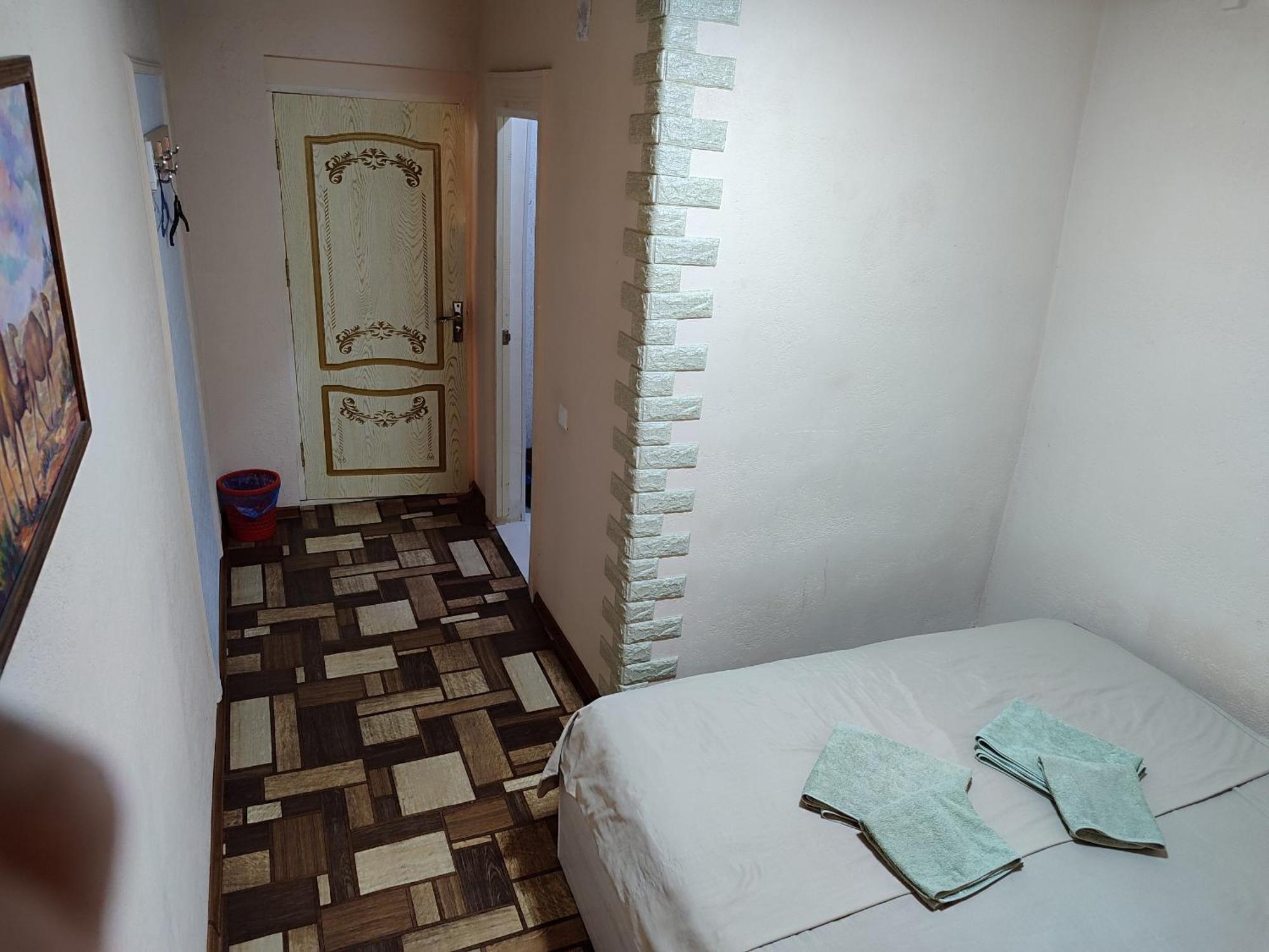 Family Guest House - Friends-J นูกุส ภายนอก รูปภาพ